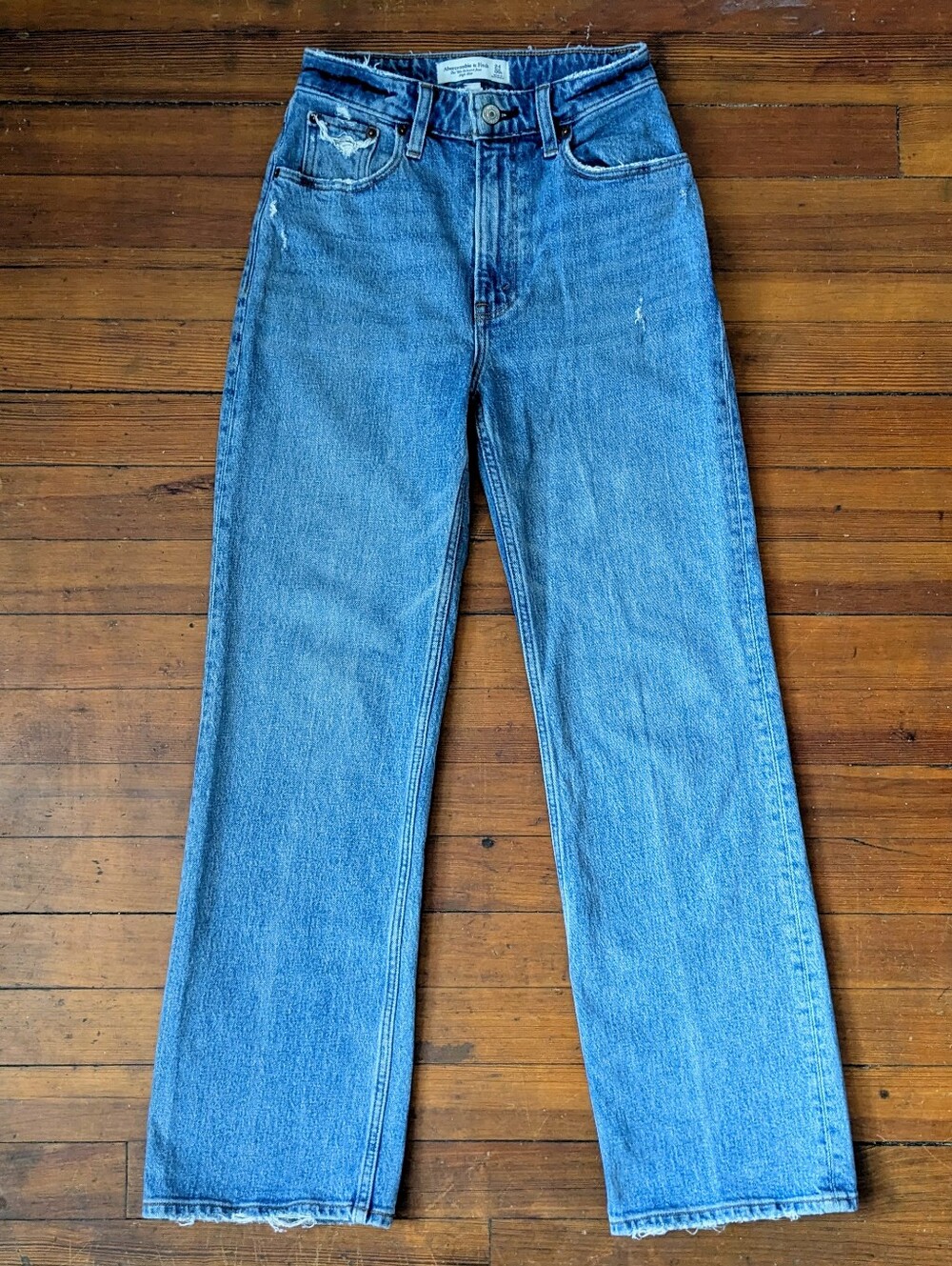 Abercrombie & Fitch Curve Love Medium Wash 90s High Rise Relaxed Jeans Size 24